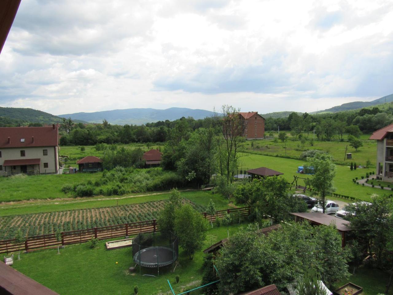 Hotel U Neli Solochyn Esterno foto